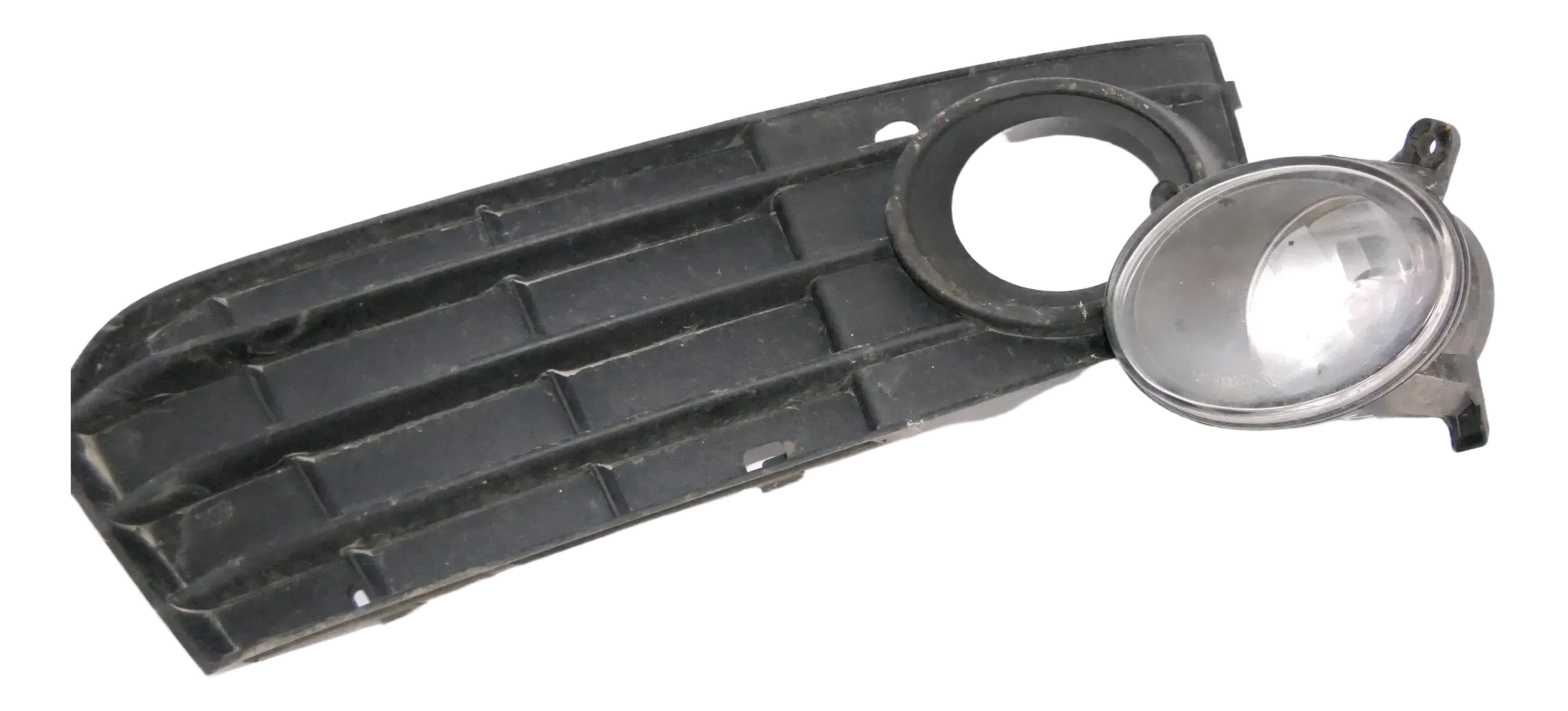 Audi A4 8K B8 Nebelscheinwerfer Nebelleuchte rechts Blende Gitter 8K0807682At - Bild 1