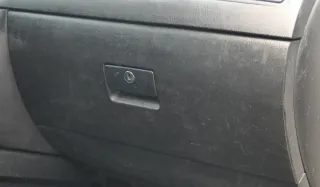 VW Golf 4 Bora Deckel für Handschuhfach Handschuhfachdeckel schwarz Kombi Kratze - Bild 1