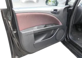 1x Leon 1P Türverkleidung Verkleidung Tür vorne links Griff grau persiaschwarz - Bild 3