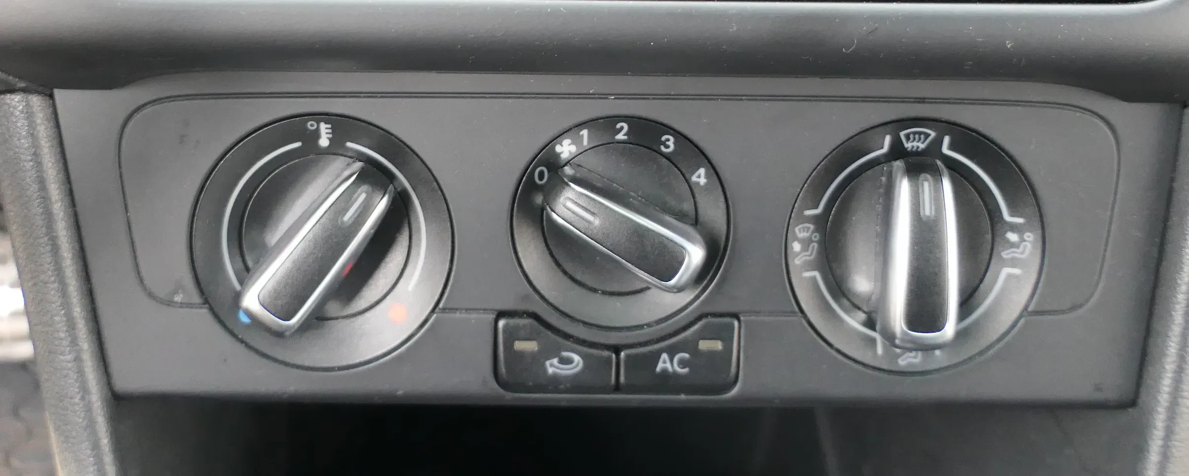 VW Polo 6R 6C Bedienteil Klimaanlage 6R0820045G Heizung Klimabedienteil Klima - Bild 1
