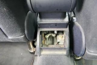 Audi A3 8L Mitteltunnel hinten Verkleidung um Handbremse Konsole blau maritim - Bild 2
