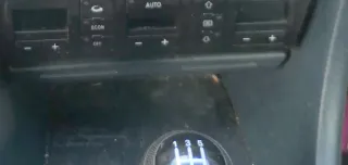 Audi A6 4B Aschenbecher vorne 4B0857951AL / AK grün lago - Bild 1