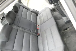 Audi A4 B5 Sitz Sitze hinten Rückbank Rücksitzbank Kombi schwarz Sitzflä - Bild 7
