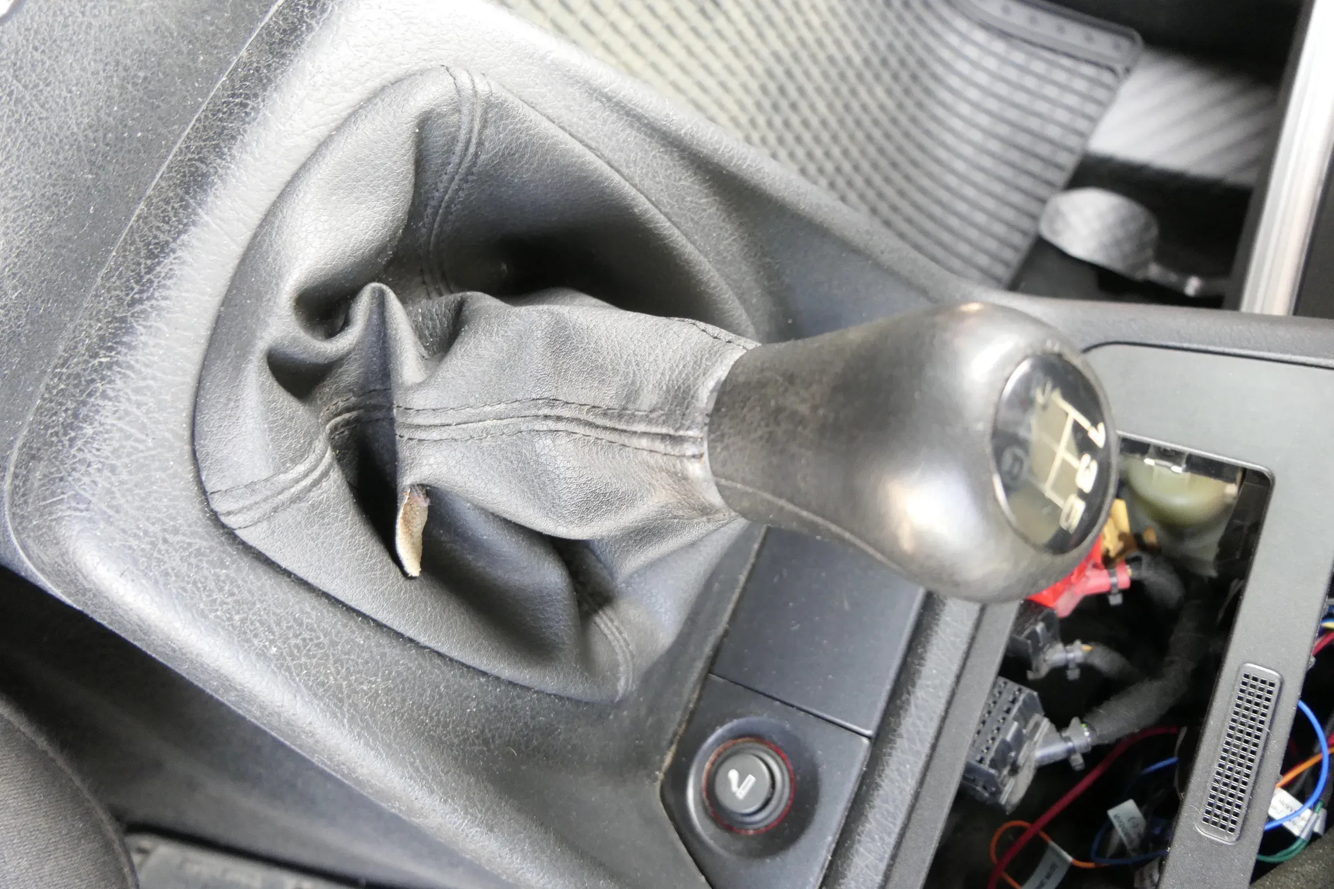 Audi A4 B5 Schaltknauf Schaltsack Schaltung Schaltknüppel original - Bild 1