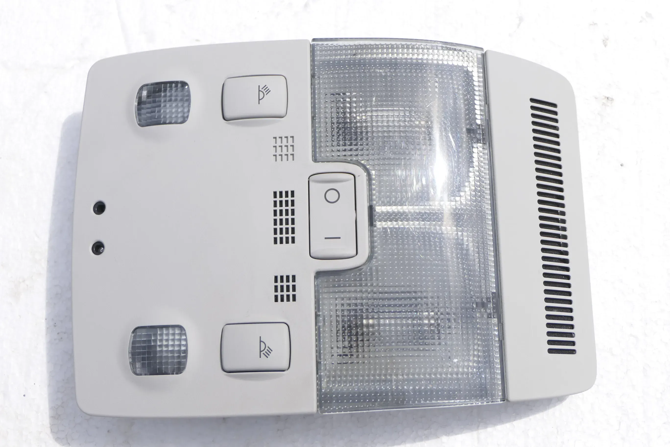 Audi A4 8E 8P Schalter Innenleuchte Leuchte Lampe Leseleuchte 8E0947135E silber - Bild 1