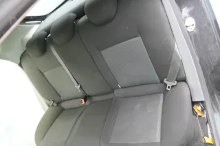 Seat Ibiza 6J Rückbank Rücksitzbank Sitz Sitzbank 3-Punkt Sitze -ohne Kopfstütze - Bild 5