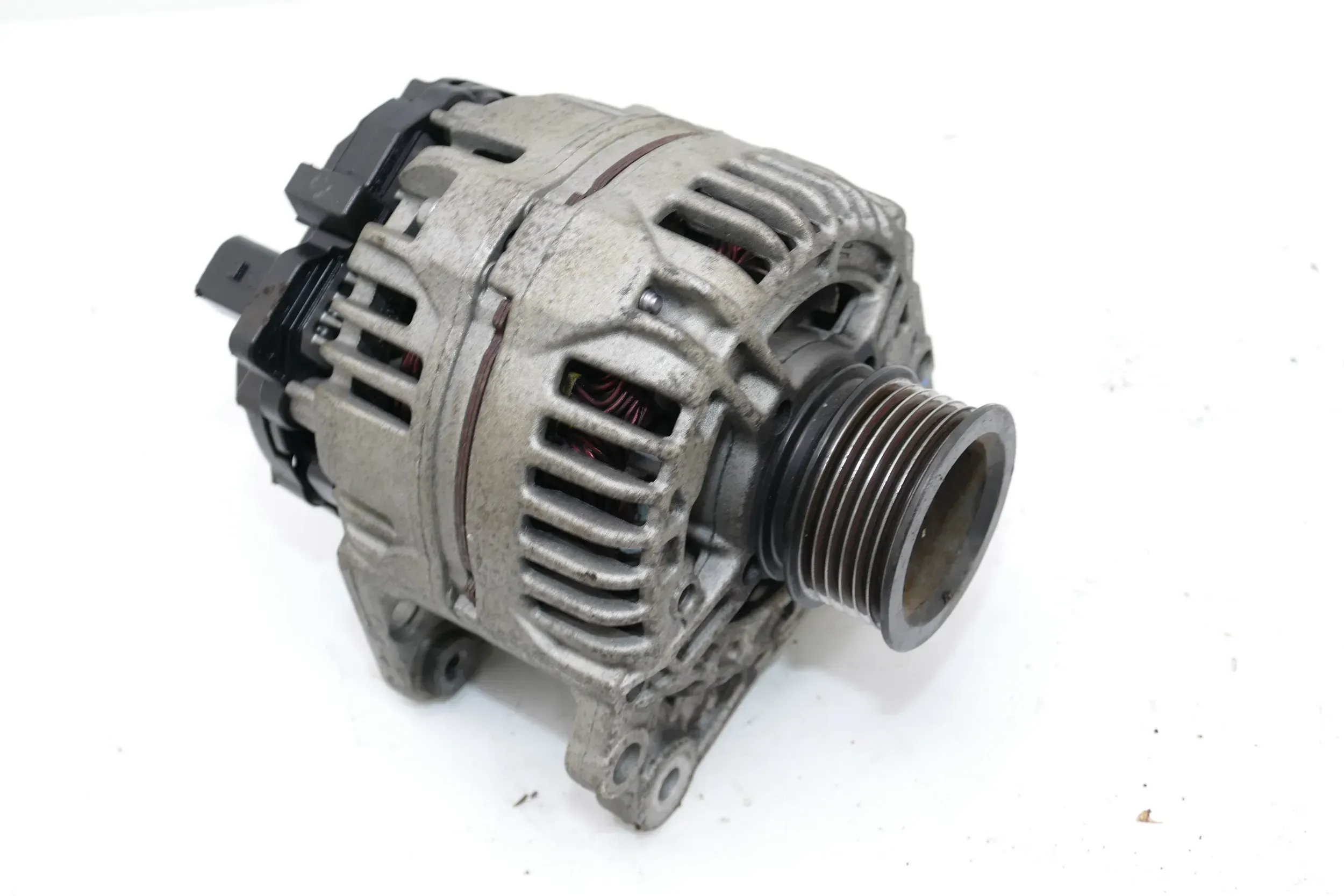 VW Golf 4 A3 8L Lichtmaschine Generator 038903018A /R 90A Benziner abEnde Bj1999 - Bild 1