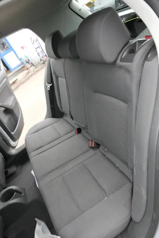 VW Golf 5 V Sitz Sitze hinten Rückbank Rücksitzbank Sitzfläche Lehne -OHNE KOPFS - Bild 4