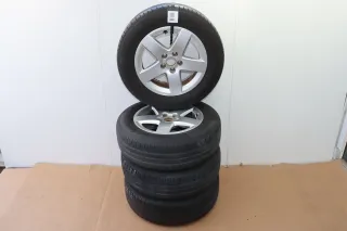 Audi A3 8L Alufelgen Reifen Felgen 195/65 R15 Sommerreifen 8L0601025P 3-4mm - Bild 6