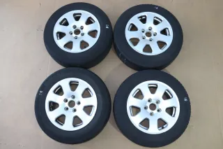 Audi A4 8E A6 4B Alufelgen Felgen 195/65 R15 91V 8E0601025 Sommerreifen 0-3mm - Bild 1
