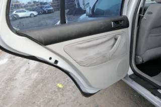 1x VW Golf 4 1J Limousine Türverkleidung Verkleidung Tür hinten links grau Griff - Bild 3
