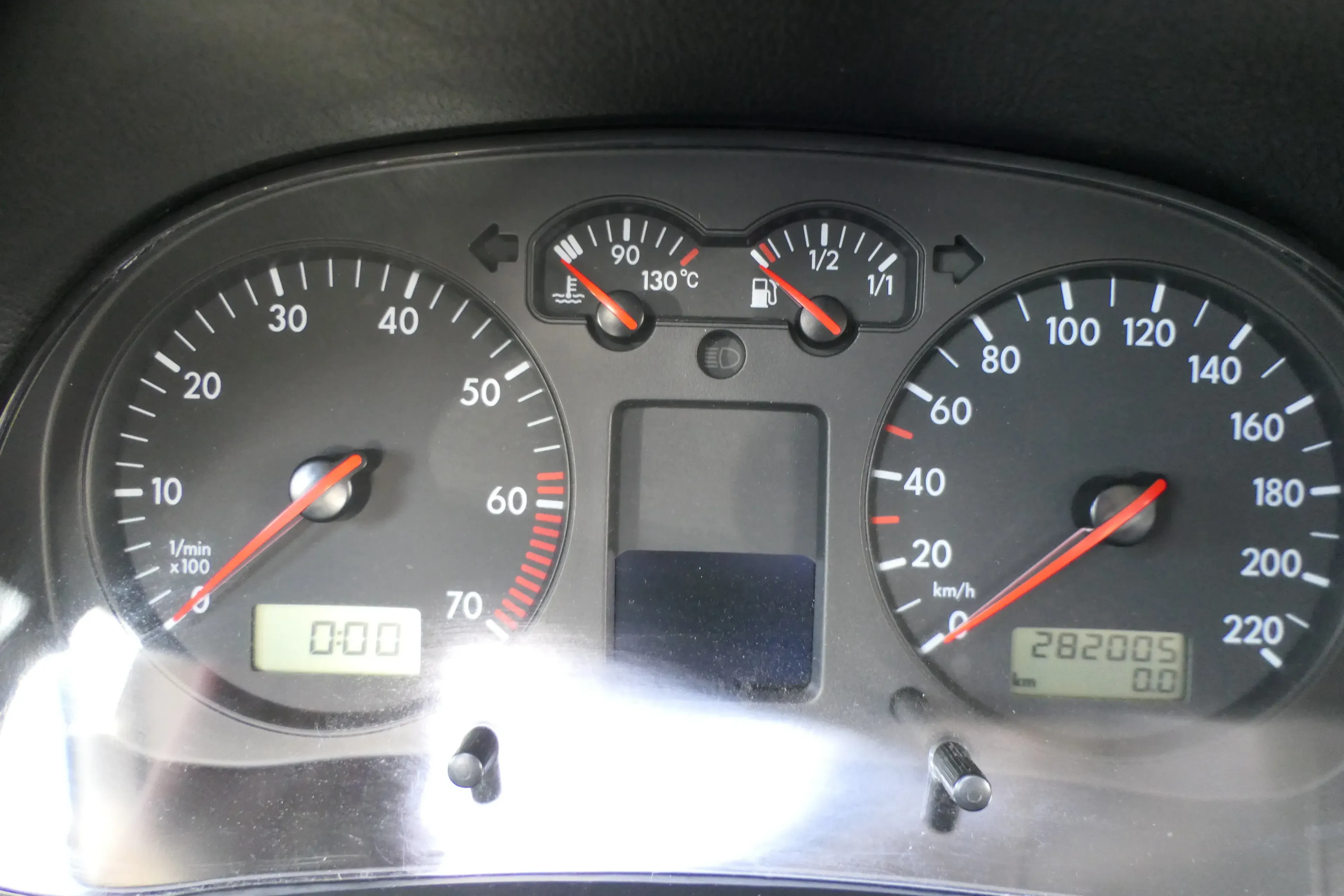 VW Golf 4 Tacho Tachometer Kombiinstrument 282.000km 1J0920821 1,4 - Bild 1