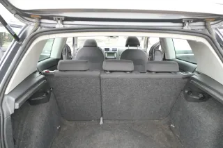 VW Golf 5 V Sitz Sitze hinten Rückbank Rücksitzbank 3 Punkt Lehne rot - Bild 6