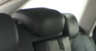 Audi A4 B8 8K Kopfstütze hinten in der Mitte schwarz Leder Milano - Bild 2