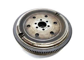 Audi A4 B5 Schwungrad Schwungscheibe Druckplatte AHL ADP 1,6l 74kw Kupplung - Bild 2