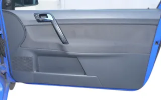 1x VW Polo 9N Türverkleidung Verkleidung Tür vorne rechts 2/3-Türer Griff Öffner - Bild 3
