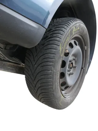 2x VW Passat 3C Golf Reifen Winterrreifen M&S 205/55 R16 91H Felgen 4-6mm - Bild 3