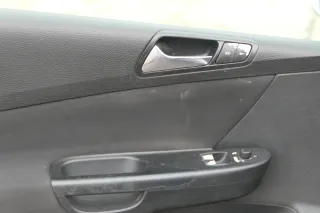 VW Passat 3C Variant 1x Türverkleidung Verkleidung Tür vorne links schwarz - Bild 2