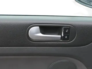 VW Golf Plus 5M 1x Türverkleidung Verkleidung Tür vorne links schwarz - Bild 5