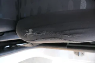 Seat Arosa VW Lupo Sitz vorn links Fahrersitz Höhenverstellung schwarz dunkel - Bild 4