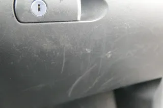 Audi A4 8E B7 Handschuhfach Griff für Handschuhfachdeckel Deckel Klappe schwarz - Bild 2