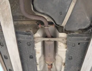 Audi A3 8P Auspuff Endschalldämpfer hinten 1,6  Motor BSE BSF Mittelschalldämpfe - Bild 3