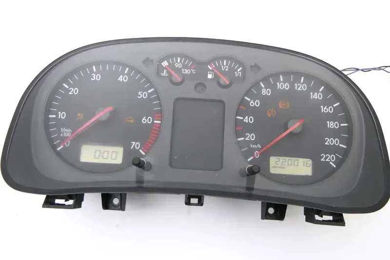 VW Golf 4 Tacho Tachometer Kombiinstrument 220.000km 1J0919861 1,4 16V 75PS 55kw - Bild 1