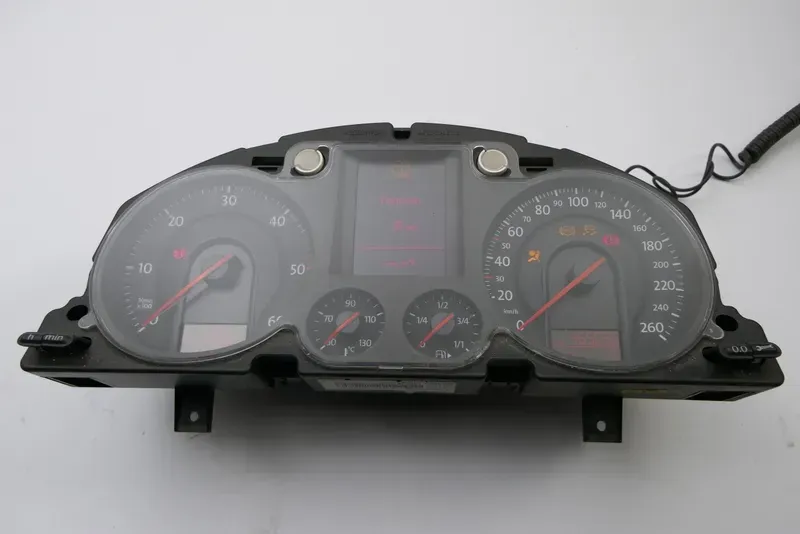 VW Passat 3C Tacho Tachometer 331.000km 3C0920871E Diesel TDI - Bild 1