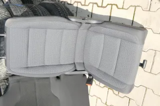 VW Touran Sitz hinten links anthrazit (hinterm Fahrersitz) Rücksitz - 111118 - Bild 1