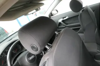 1x Audi A3 8P Kopfstütze vorne schwarz / soul PR-N7C 8H6   links - Bild 1