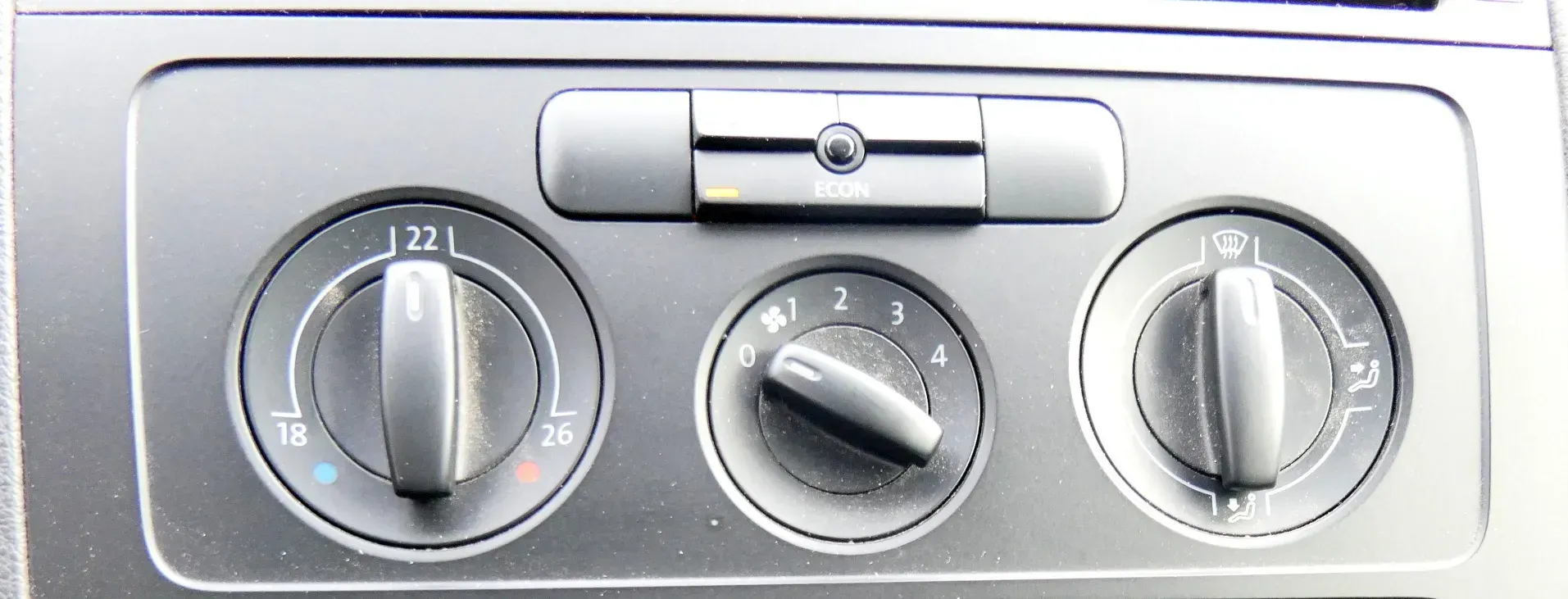 VW Golf 5 Eos Steuergerät Klimaanlage Klimabedienteil 1K0820047FT Heizung - Bild 1