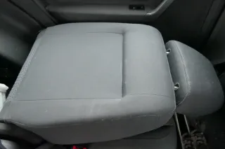 VW Touran Sitz hinten links anthrazit (hinterm Fahrersitz) Rücksitz - Bild 2