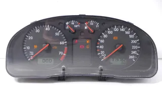 VW Passat 3B Tacho Tachometer Kombiinstrument 319.000km 09051969901 1,6 74kw AHL - Bild 1