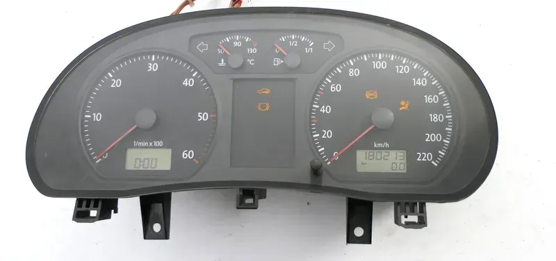 VW Polo 9N 3Tacho Tachometer Kombiinstrument 180.000km 6Q0920825F 1,4TDI BNV BNM - Bild 1