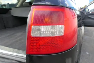 Audi A6 4B Kombi Avant Rücklicht hinten rechts Heckleuchte 4B9945096F Facelift - Bild 3