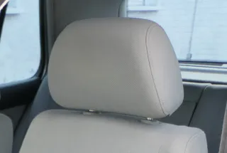 1x VW Golf 4 Bora Kopfstütze vorne vorn grau - Bild 2