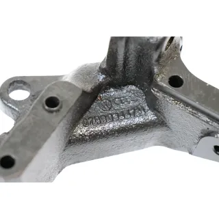 Audi A6 4F 4,2 Halter für Riemenspanndämpfer 079903447M - Bild 4