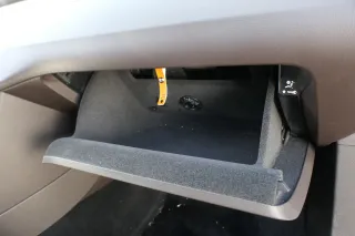 VW Passat 3C B7 Handschuhfach Handschuhfachdeckel Deckel Klappe braun - Bild 2
