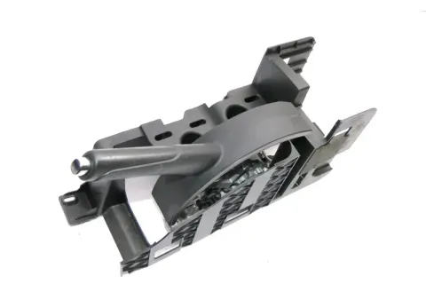 Article Y2R4