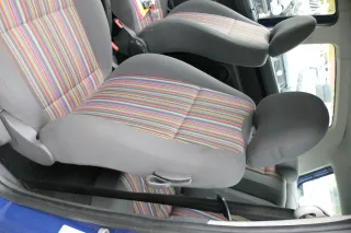 VW Fox Sitz Fahrersitz vorne links OHNEAirbag höhenverstellbar - Bild 5