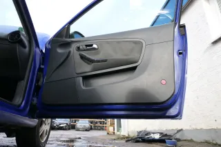 1x Seat Ibiza 6L Türverkleidung Verkleidung Tür vorne rechts 2/3-Türer Griff - Bild 2