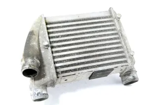 Audi A6 8E B6 B7 Ladeluftkühler Ladeluft Kühler 8E0198806A rechts 6 Zylinder Öl - Bild 1