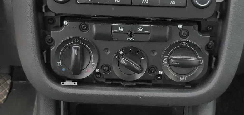 VW Golf 5 Eos Caddy Steuergerät Klimaanlage Klimabedienteil 1K0820047JN Heizung - Bild 1
