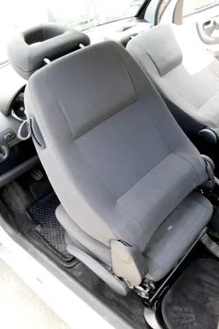 Seat Arosa Lupo Sitz vorne links Fahrersitz Höhenverstellung dunkel RAVE - Bild 2