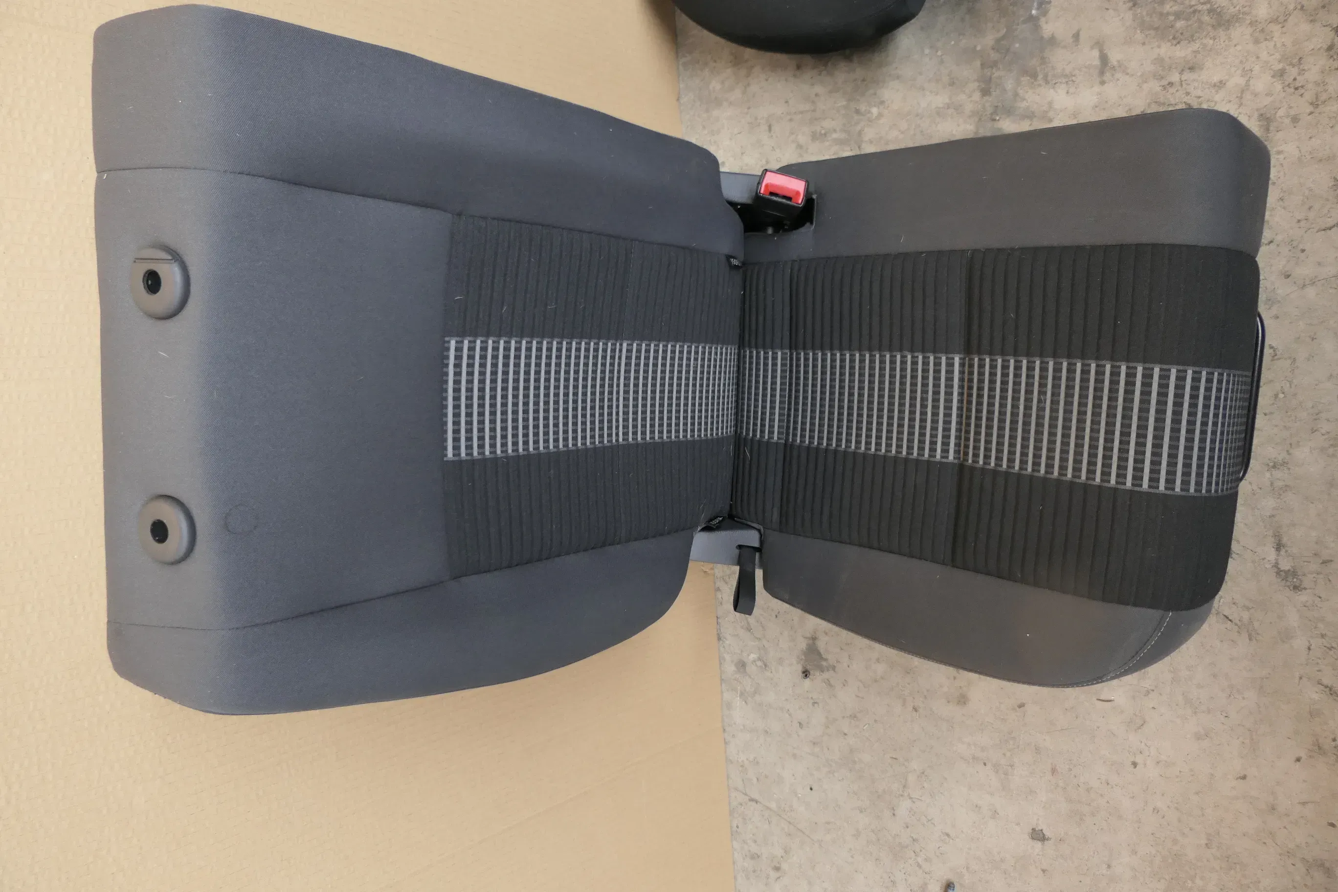 VW Golf 5M Plus Sitz Sitze Rückbank Rücksitzbank Lehne anthrazit hinten rechts - Bild 1