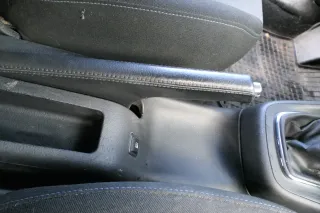 VW Golf 4 Bora Handbremse Feststellbremse Leder schwarz - Bild 3