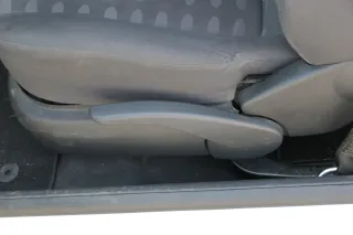 Seat Arosa VW Lupo Sitz vorn links Fahrersitz Höhenverstellung schwarz dunkel - Bild 7