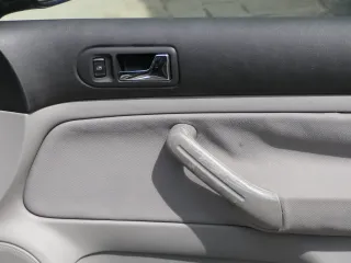 VW Golf 4 2/3-Türer Türverkleidung Verkleidung Tür vorne rechts - grau - Bild 3