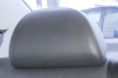 1x Skoda Superb 3U Kopfstütze hinten rechts / links - Leder onyx -verstellbar - Bild 1