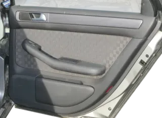 1x A6 4B Türverkleidung Verkleidung Tür hinten links schwarz soul - Bild 1